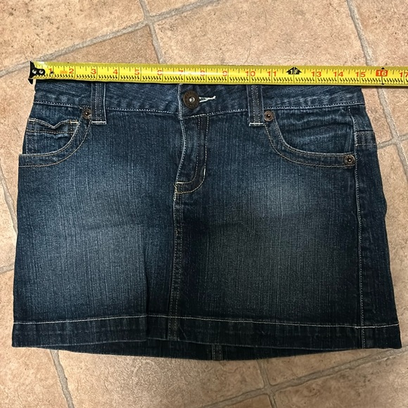 3/$25 - Warehouse One denim skirt - Picture 6 of 7